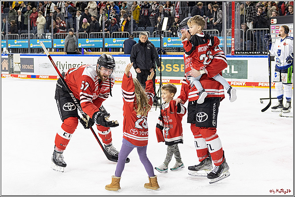 PENNY DEL;  Koelner Haie - Straubing Tigers; Koeln, 28.12.2022